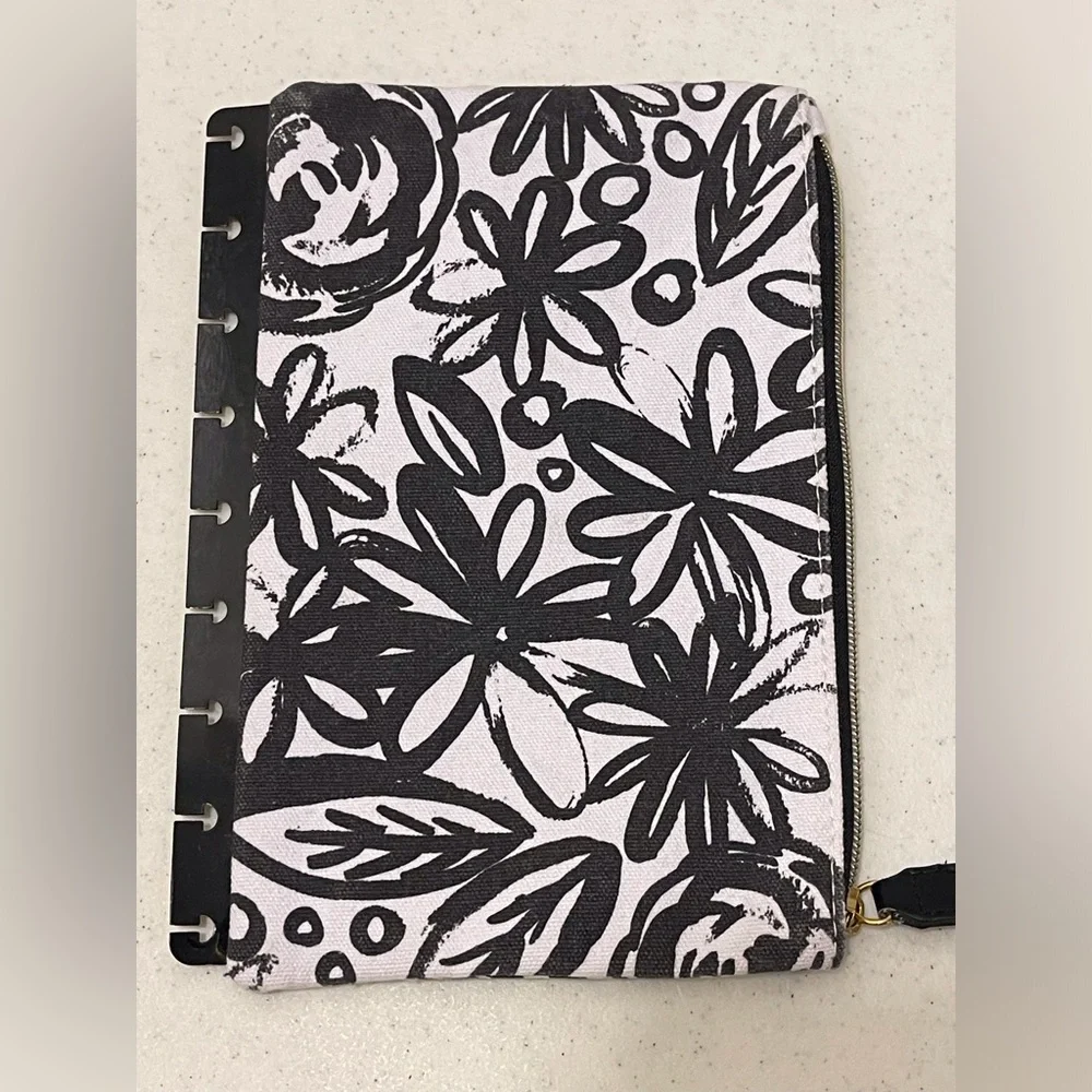 Create 365 Black Floral Canvas Pencil Case Insert ~ Fits Discbound Systems